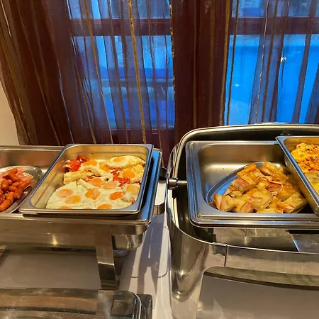 Annita's Village 아파트호텔