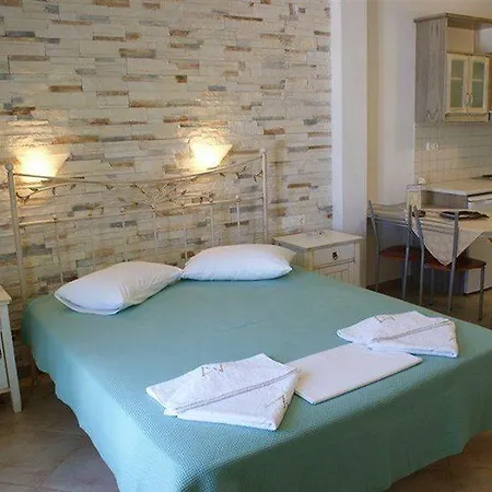 Ξενοδοχείο με διαμερίσματα Annita's Village 3*
