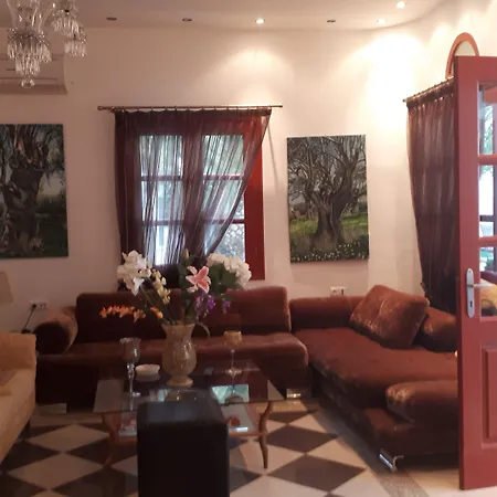 Annita's Village 3*