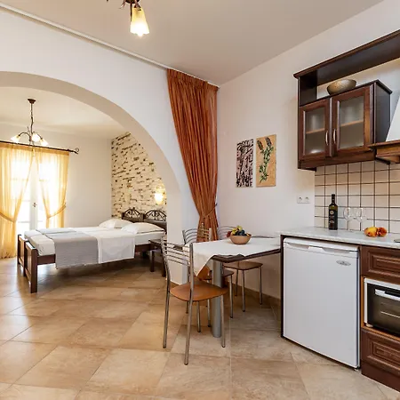Annita's Village 3* Αγία Άννα
