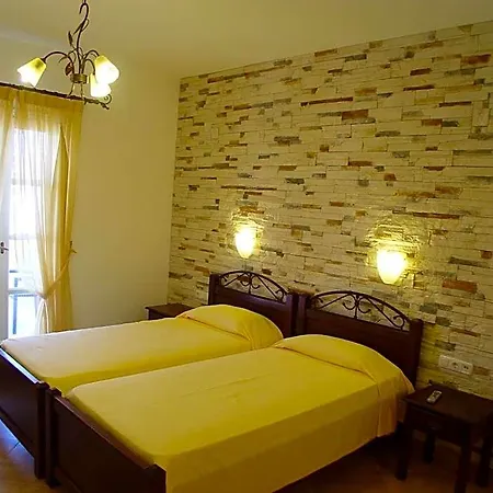 Annita's Village 3*