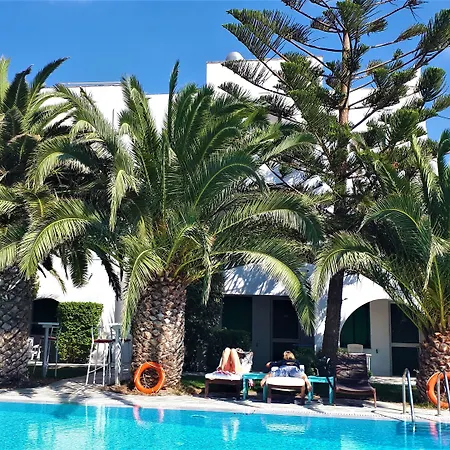 Annita's Village Aparthotel