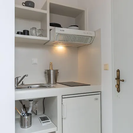 Annita's Village Aparthotel