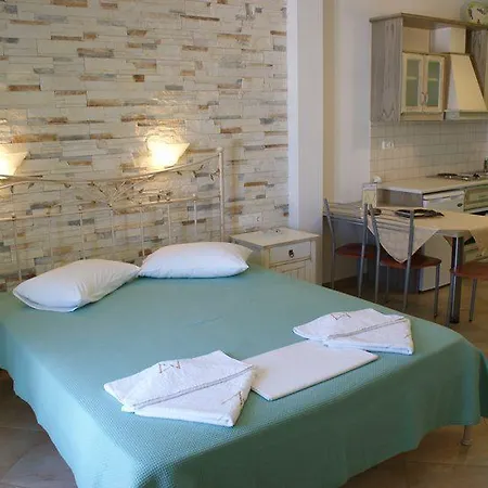 Annita's Village Lägenhetshotell 3*